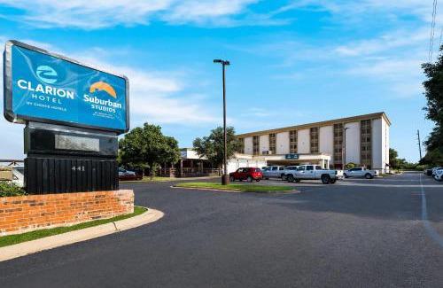 San Angelo Hotel | Suburban Studios San Angelo near Convention Center