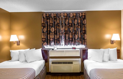 Hermitage Hotel | Suburban Studios