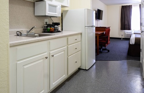 North Westminster Hotel | Suburban Studios Westminster Denver North