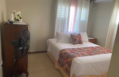 Spring Village House | SuCasa Vacation Home