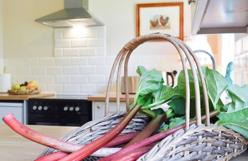 Basingstoke Cottage | Such a stunning and rural location, perfect for long walks and relaxing.
