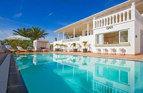 Puerto Calero Villa | SUEÑOS DEL MAR by Buenavilla