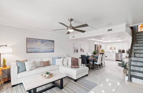 Panama City Beach Condo | Sugar Beach by Book That Condo