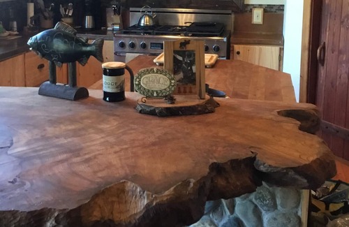 Douglas City House | Sugar Bear Lodge on the Trinity River