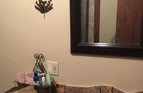 Douglas City House | Sugar Bear Lodge on the Trinity River