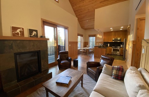 Sugar Bowl Resort Condo | Sugar Bowl Ski In/Out Unit
