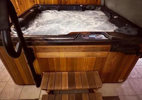 Norris Point Hotel | Sugar Hill Inn