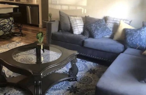 Sugar Land Apartment | Sugar Land 2 Bed 2 Bath Downstairs Private Garage