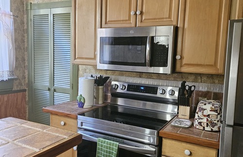 Springfield House | Sugar Magnolia House-Romantic Historic Home