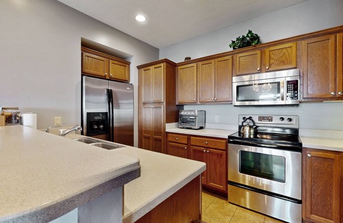 Sugar Mountain Condo | Sugar Mountain Condo Near Ski Resort w/Free WiFi, AC, Fireplace, Balcony, & W/D