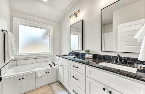 Bentonville - Fayetteville House | Sugar Pine Family Stay