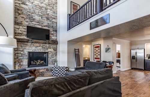 Powder Mountain Condo | Sugar Pine MR4:Ski-In & Out |Mtn Views |Yr-Rnd Adv