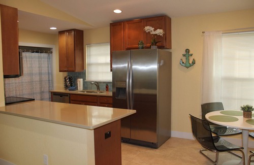 Bradenton Beach House | SUGAR REEF "A" Just Steps from the Gulf!