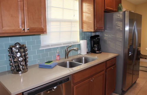 Bradenton Beach House | SUGAR REEF "A" Just Steps from the Gulf!