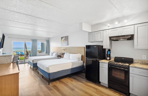 Laguna Beach Estates Hotel | Sugar Sands Beachfront Hotel, a By The Sea Resort