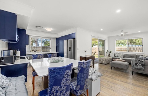 Jacobs Well House | 'Sugar Town': Beach Park Pets Media Room