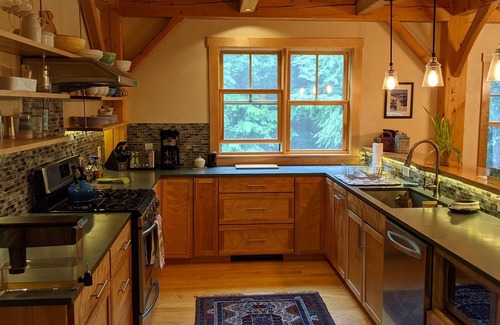 Waitsfield House | Sugarbush/Mt. Ellen Year-Round Sanctuary
