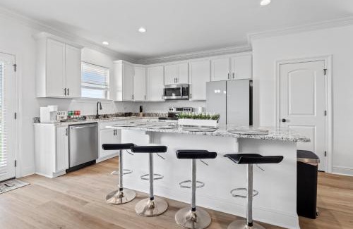 Lake Charles House | Sugarcane Dreamscape in Iowa, LA