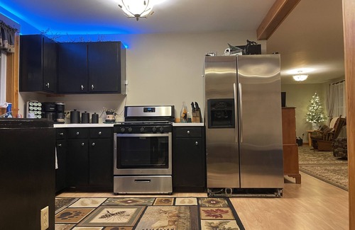 Stratton Cottage | Sugarloaf/Flagstaff Lake Cottage /Hot Tub/Ski 7miles, Snowmobile, ATV, Hike