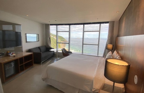 Sao Conrado Hotel | Suite at Hotel Nacional RJ – Sea View and 5 Star Comfort