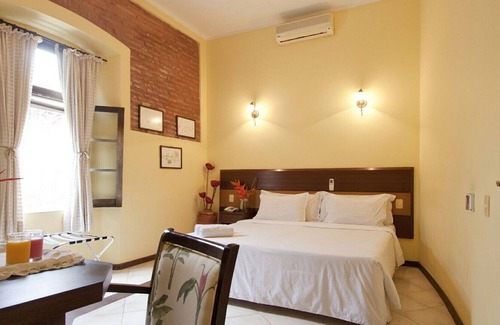 Santo Antonio Apartment | Suite from Flavia-Comfort Street