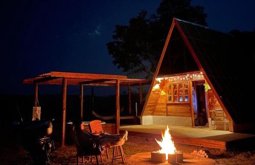 Cunha Ski Chalet | Suisse Chalet by MontJacui - com Jacuzzi