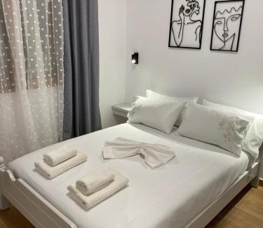 Sarande Apartment | Suit yourself apartment