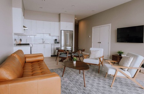 Regional District of Nanaimo Apartment | Suite #113 Contemporary Accommodation Patio Suite