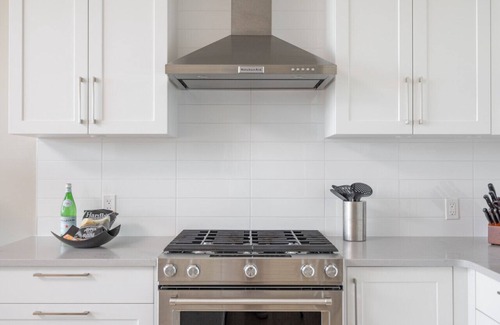 Regional District of Nanaimo Apartment | Suite #113 Contemporary Accommodation Patio Suite