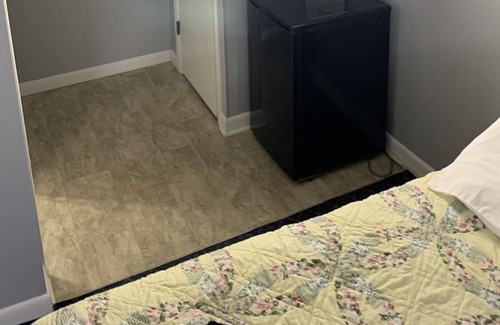 Mountain Home Apartment | Suite 17 at The Carlton