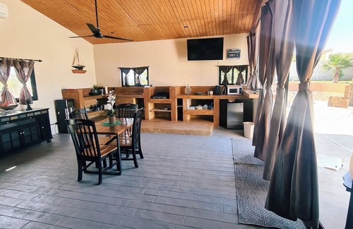 Valle de Guadalupe Cabin | Suite 2 En Finca de Piedra Valle-corazón del Valle