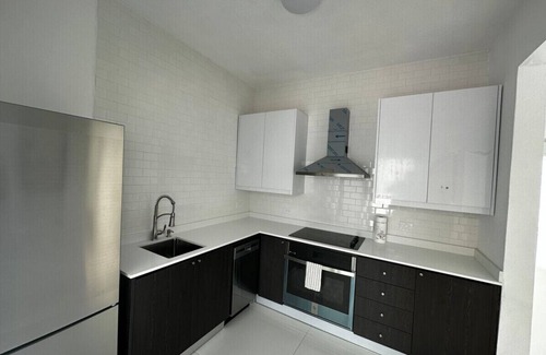 Parque Apartment | Suite 2 · Majestic 2-Bedroom Beachside Suite