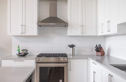 Regional District of Nanaimo Apartment | Suite #205 Contemporary Accommodation Patio Suite