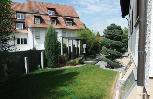 Ailingen Apartment | Suite, 28 sqm with private bathroom, max. 2 persons