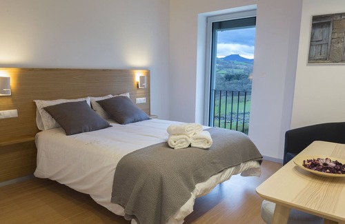 Baztan Apartment | Suite apartment in rural surroundings