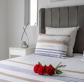Plessis-le-Roi Apartment | Suite avec jacuzzi & terrasse