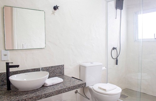 Barra da Lagoa House | Suite Bromelia - Quinta da Margem (S5)