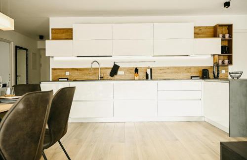 Vipiteno Apartment | Suite by Silvy