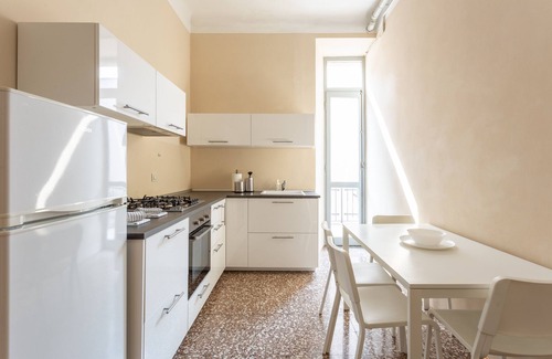 Downtown Apartment | Suite Cavour by icasamia.it