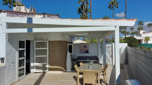 Maspalomas Villa | SUITE COCO