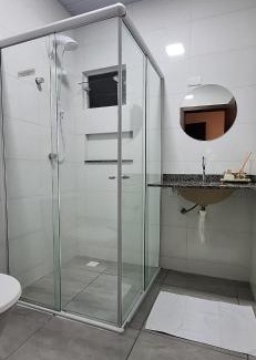 Velha House | SUITE COM AR e BWC PRIVATIVO POUCOS METROS OKTOBERFEST