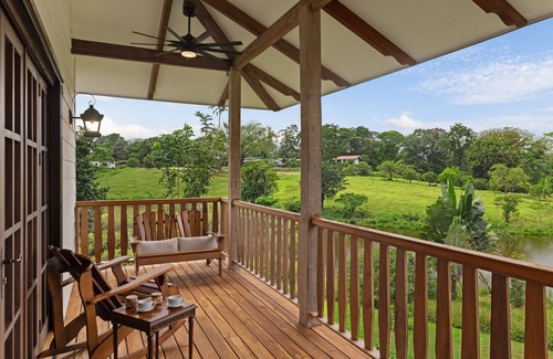 Tigre House | Suite Deluxe King with Plunge Pool & Outdoor Showe