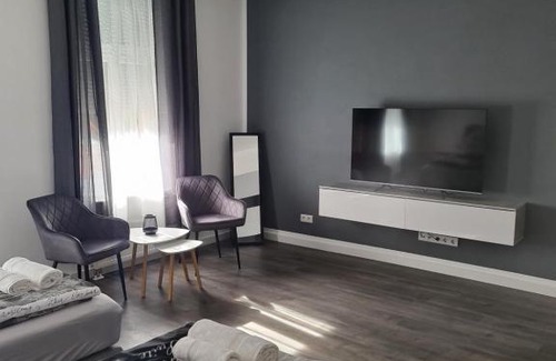 Bernburg Apartment | Suite Crissie