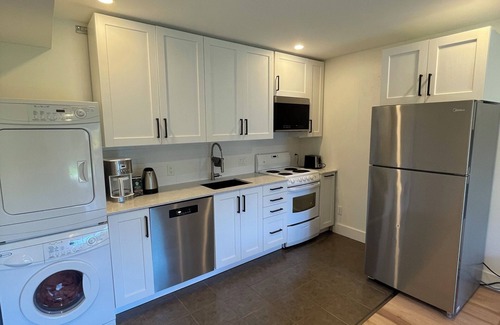 Deep Cove Apartment | Suite Deal