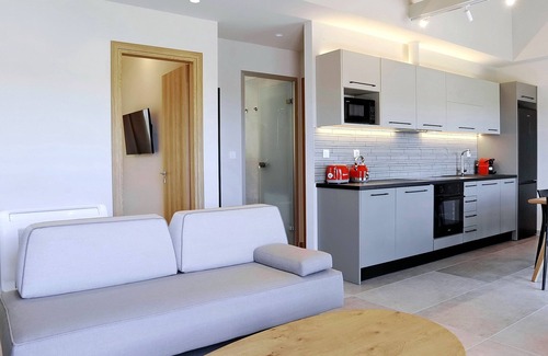 Vlicho House | Suite Demi - Demar Suites