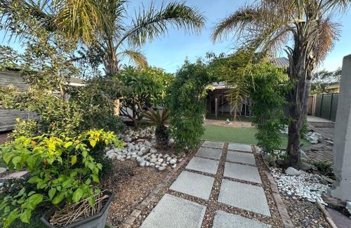 Parow North Apartment | Suite Dreams Cute Studio Flat