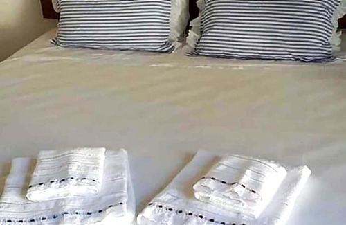 Porto Grande Apartment | Suite em pousada no ES com lazer completo e WiFi