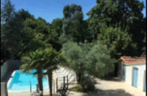 Arvert Apartment | Suite* in charming 19th century residence with park and heated swimming pool