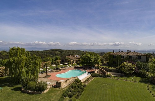 Vescovado Cottage | Suite indipendent apartment located in Historic Estate from 1600