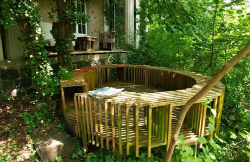 Darmstadt House | Suite Martinus am Vortexgarten Mathildenhöhe